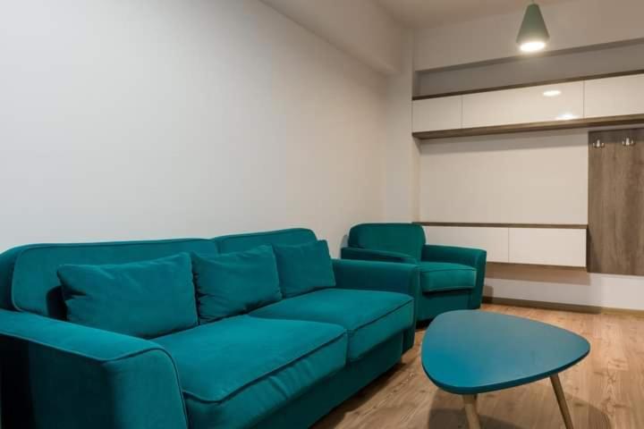 Confort' By J Iasi Habitación foto