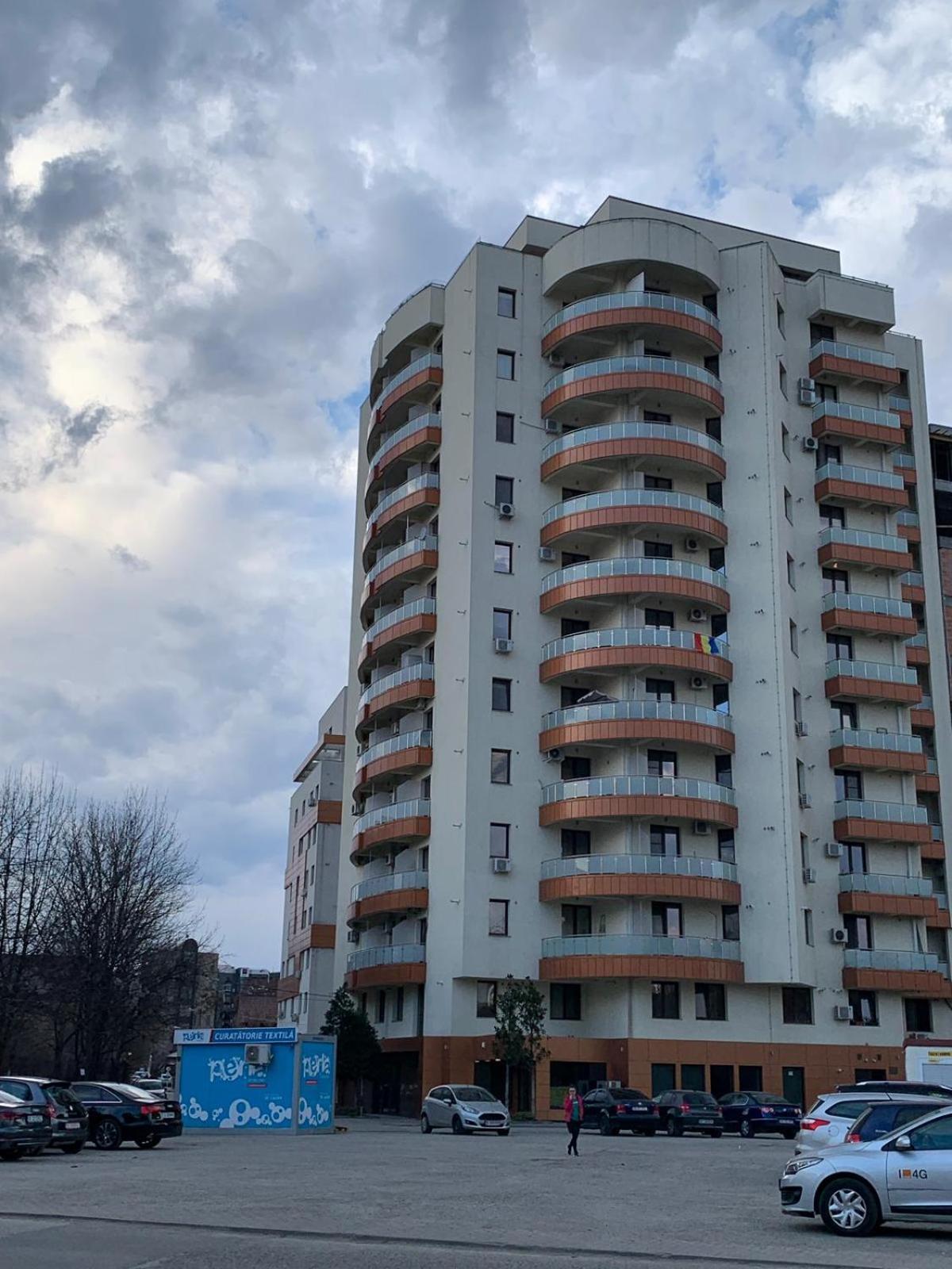 Confort' By J Iasi Habitación foto