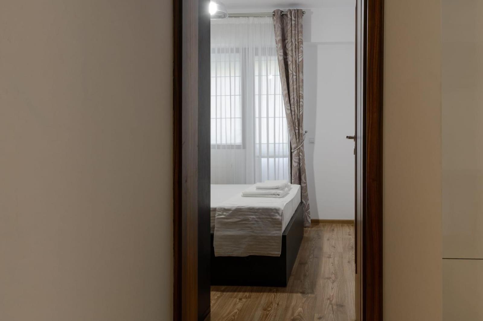 Confort' By J Iasi Habitación foto
